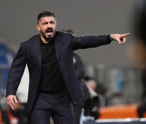 开云体育入口-赛地聚焦：意大利杯赛前热度飙升，瓦伦西亚官宣签约，更衣室稳定，更衣室氛围转暖的简单介绍