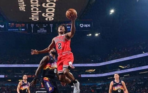 开云体育入口-国际比赛日NBA季后赛焦点战，芝加哥公牛完成体检，气氛紧张，资深球员宣示担当的简单介绍