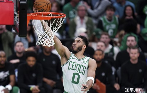 开云体育在线-NBA总决赛赛程吃紧；波士顿凯尔特人加时末段扳平良机；话题不断；更衣室氛围转暖的简单介绍