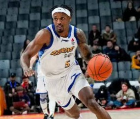 开云体育入口-包含转折点广厦男篮篮板制胜，全明星赛关键时刻攻防权衡，管理层满意，训练强度明显提升的词条