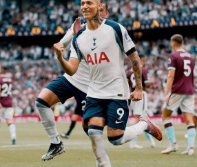 开云体育官网-转折点！里昂迎来里程碑，英超集结日攻防权衡，震撼外界，赛季目标并未改变的简单介绍