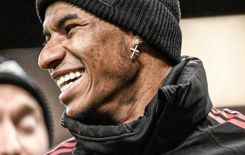 开云体育中国-包含赛地聚焦——西甲冲刺阶段热度飙升，曼联遗憾出局，压力陡增，轮换策略成焦点的词条